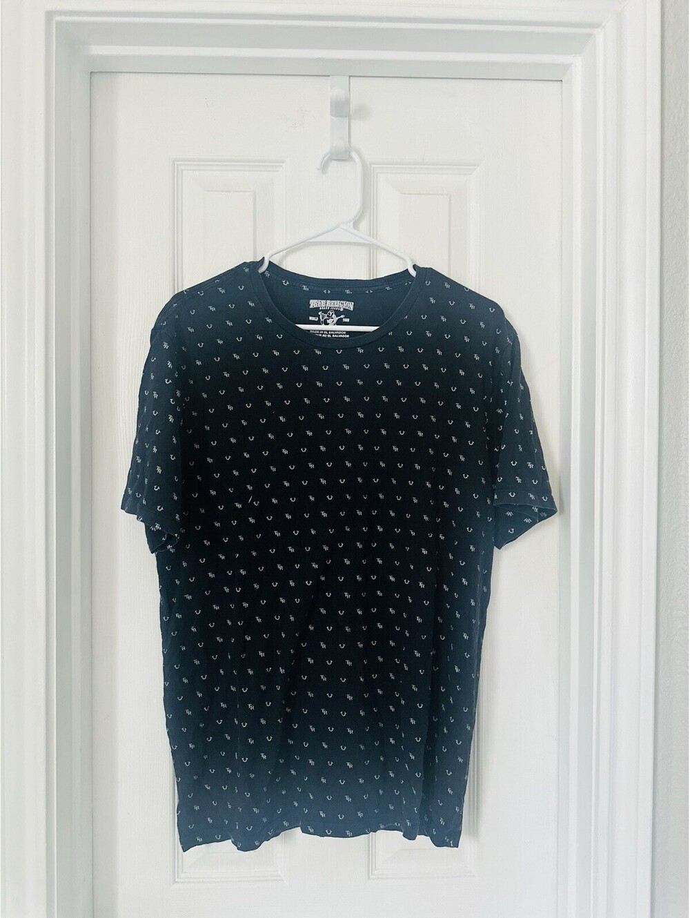 True Religion All Over Print Monogram Black Short Sleeve Crewneck T-Shirt Sz. L